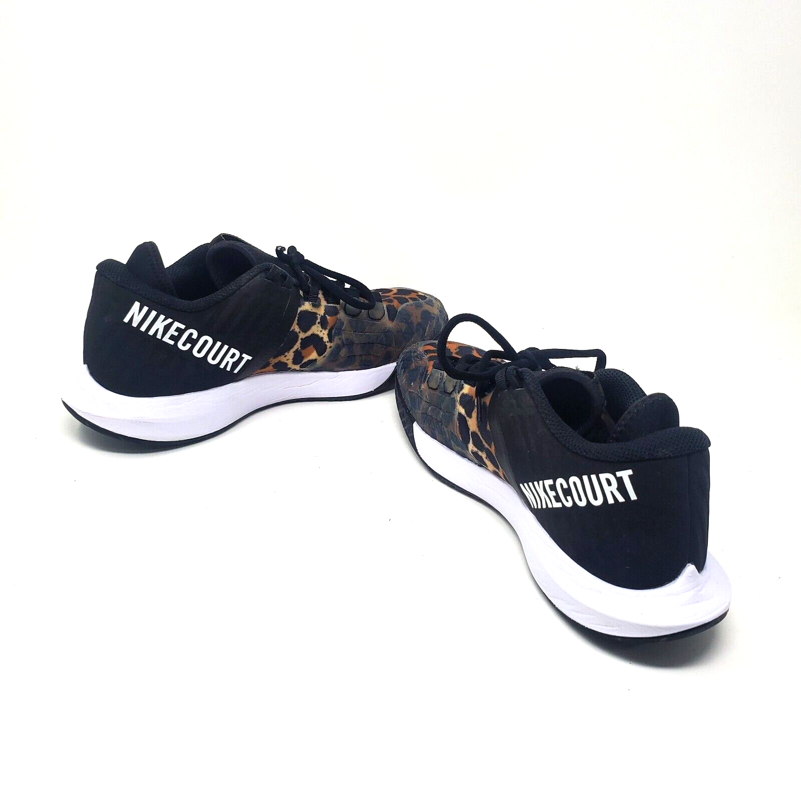 Nike Air Zoom Womens Tennis Court Shoes Sneakers AA8022 702 Cheetah Print Sz 7.5