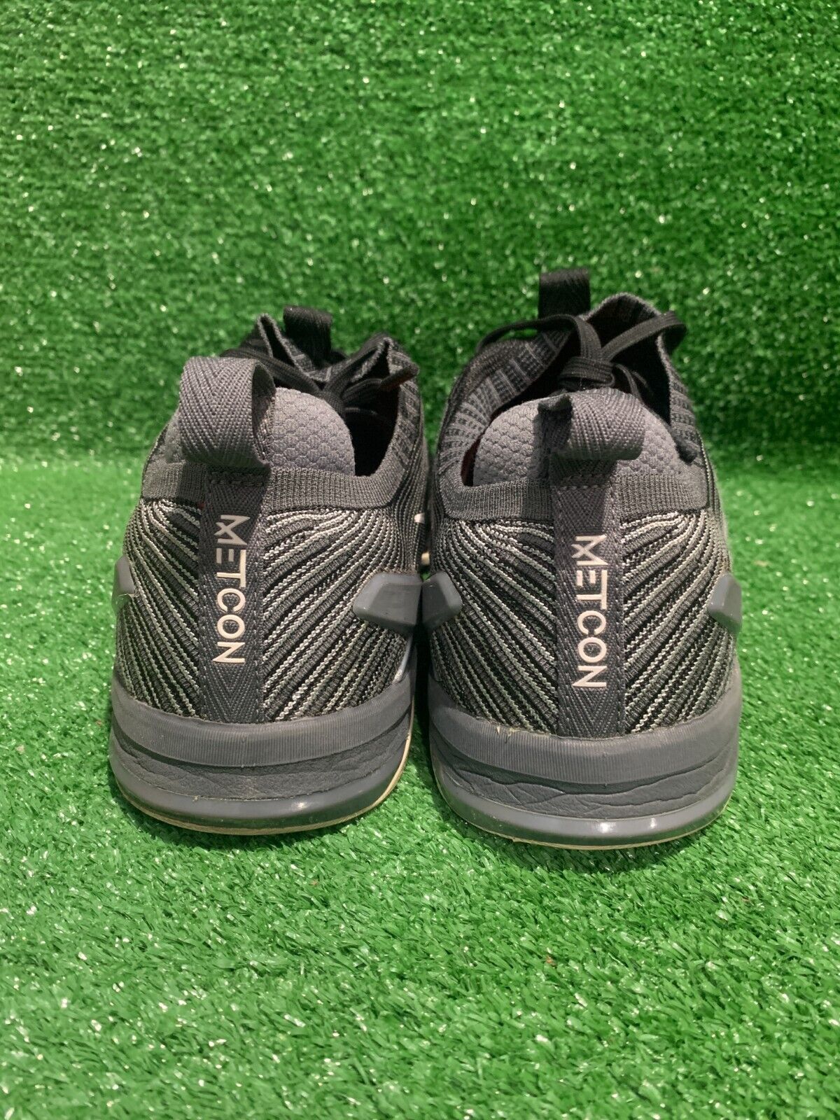 Nike Metcon Black/grey Mens lightweight running shoe US Size 10 (Women 11.5)