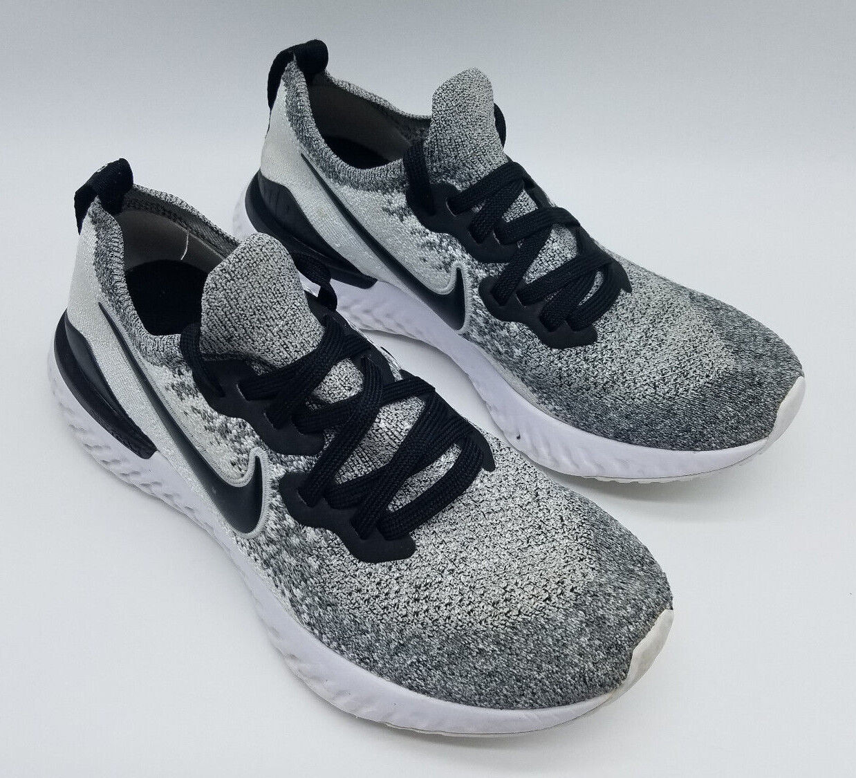Nike Epic React Flyknit 2 Women's Running Shoes Size 7.5 Gray Black
