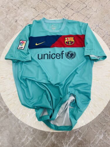 Barcelona jersey 2010/2011 away Size XL