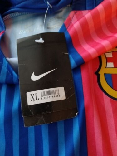 Nike Barcelona Messi Soccer Youth Jersey, Shorts, Youth Large. New With Tags