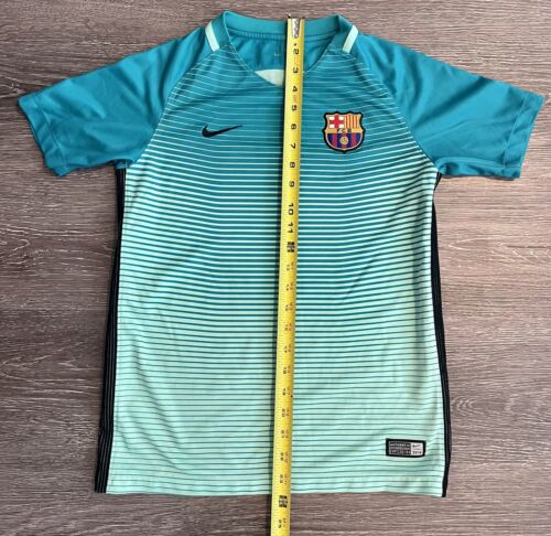 Nike FC Barcelona Men’s Training Jersey Authentic 2018 - Size Youth Large
