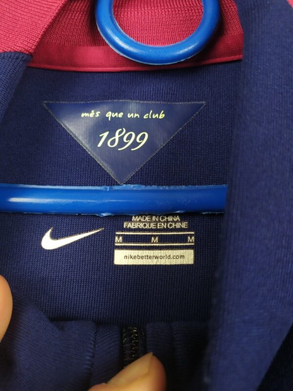 Barcelona Jacket Size MEDIUM Full Zip Soccer Football Nike 607710-424